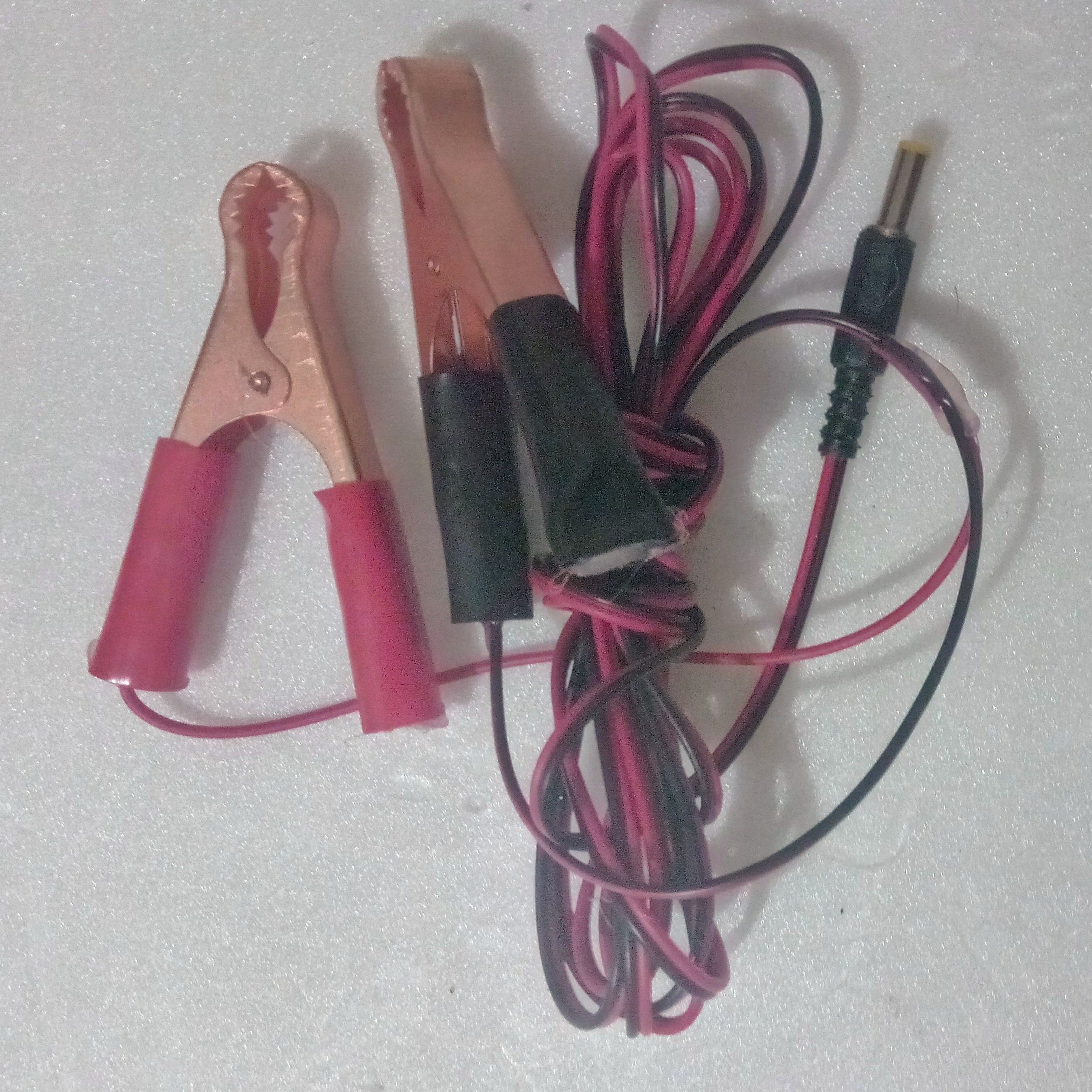 The server package includes a 12/19V DC connector to the battery. This connector allows the active server to use the battery without significant changes.