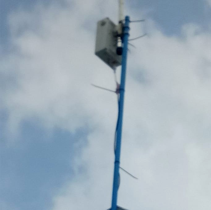 Visual confirmation of installation. This time the server and antenna were installed side by side to reduce signal loss. Photo: Jaka Marlansius